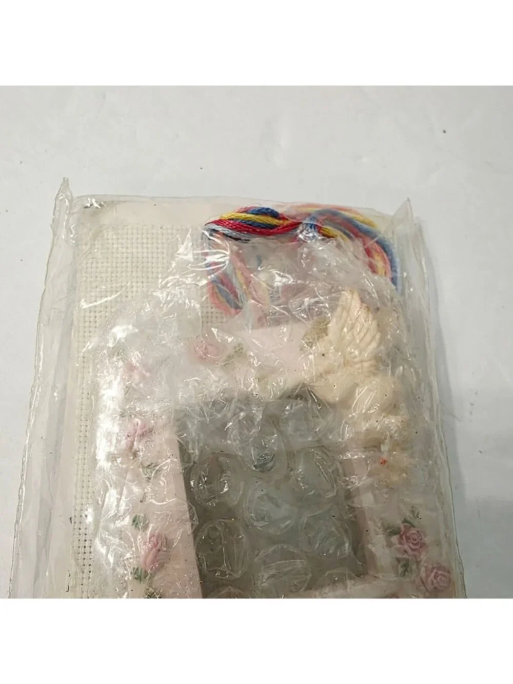 Vtg Bucilla Mini Resin Cherub Frame Boy Girl Cotton Embroidery Cross Stitch DIY